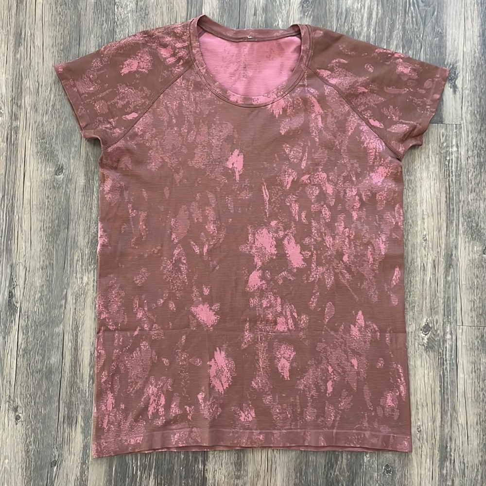 lululemon athletica Short Sleeve Tee in Pink and Brown